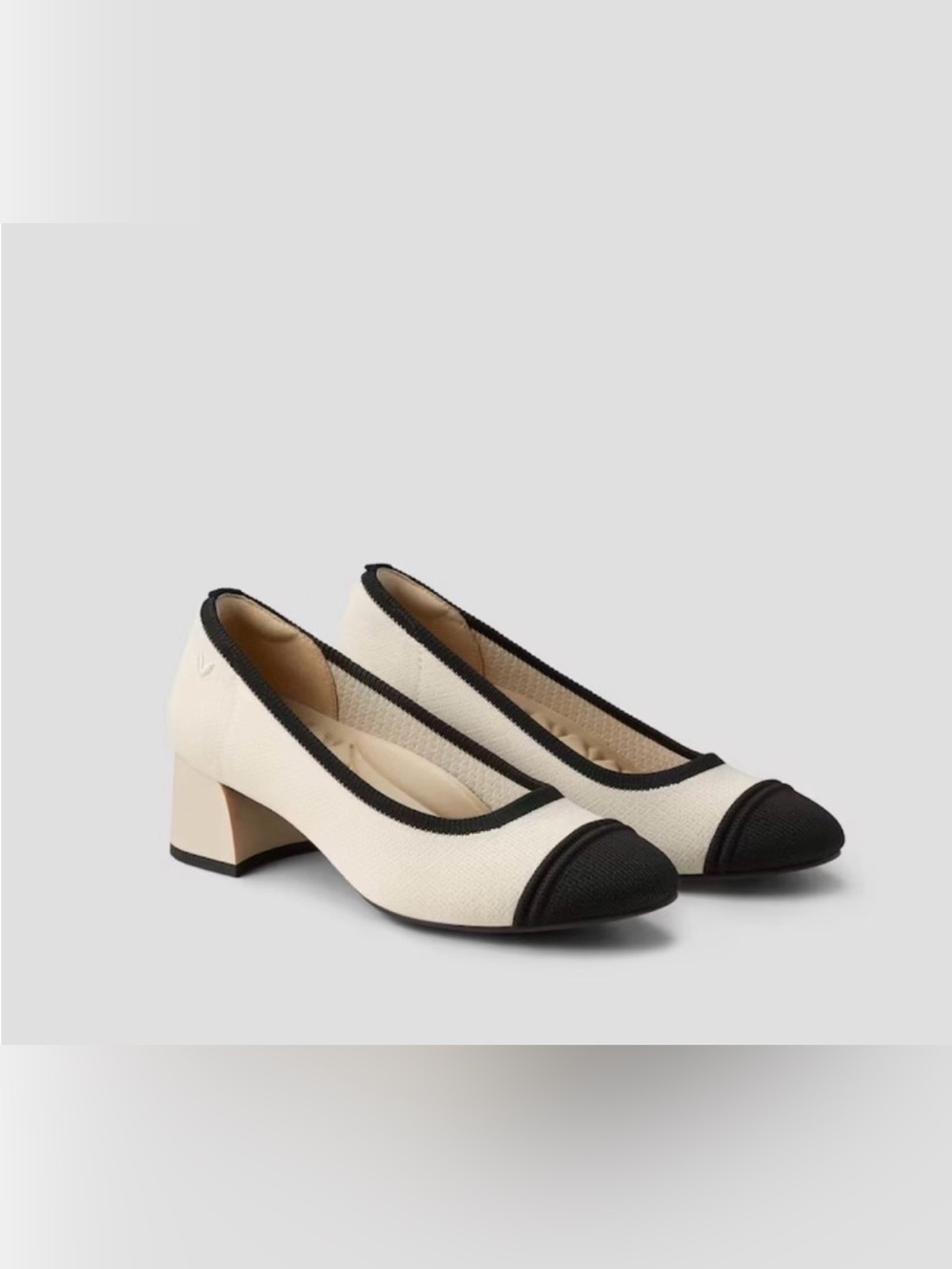 Vivaia Julie Pro Heel Cream Black EU 39.5/ 8.5 US
